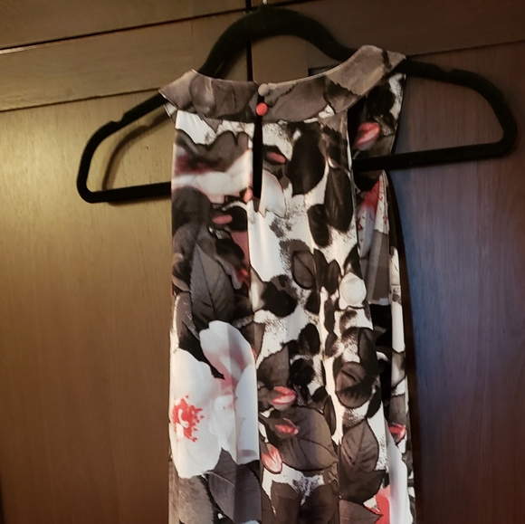 INC High Neck/Mock NeckTop Med Sleeveless - Picture 7 of 8